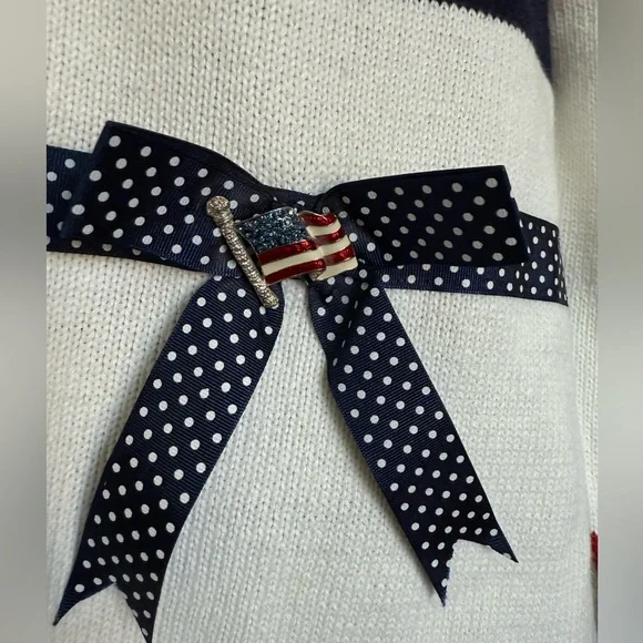 Storybook Knits Cream Starts and Stripes Sweater. Size Large - Picture 2 of 7